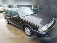 Lancia Thema - 8.32 Ferrari