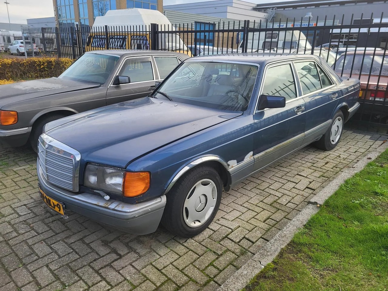 Mercedes-Benz S-klasse - 300 SE 4 handbak - AutoWereld.nl