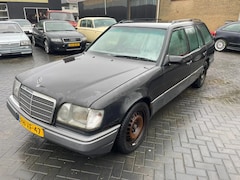 Mercedes-Benz 200-serie - 300 TE 24v autom