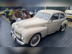 Volvo PV444 - katterug