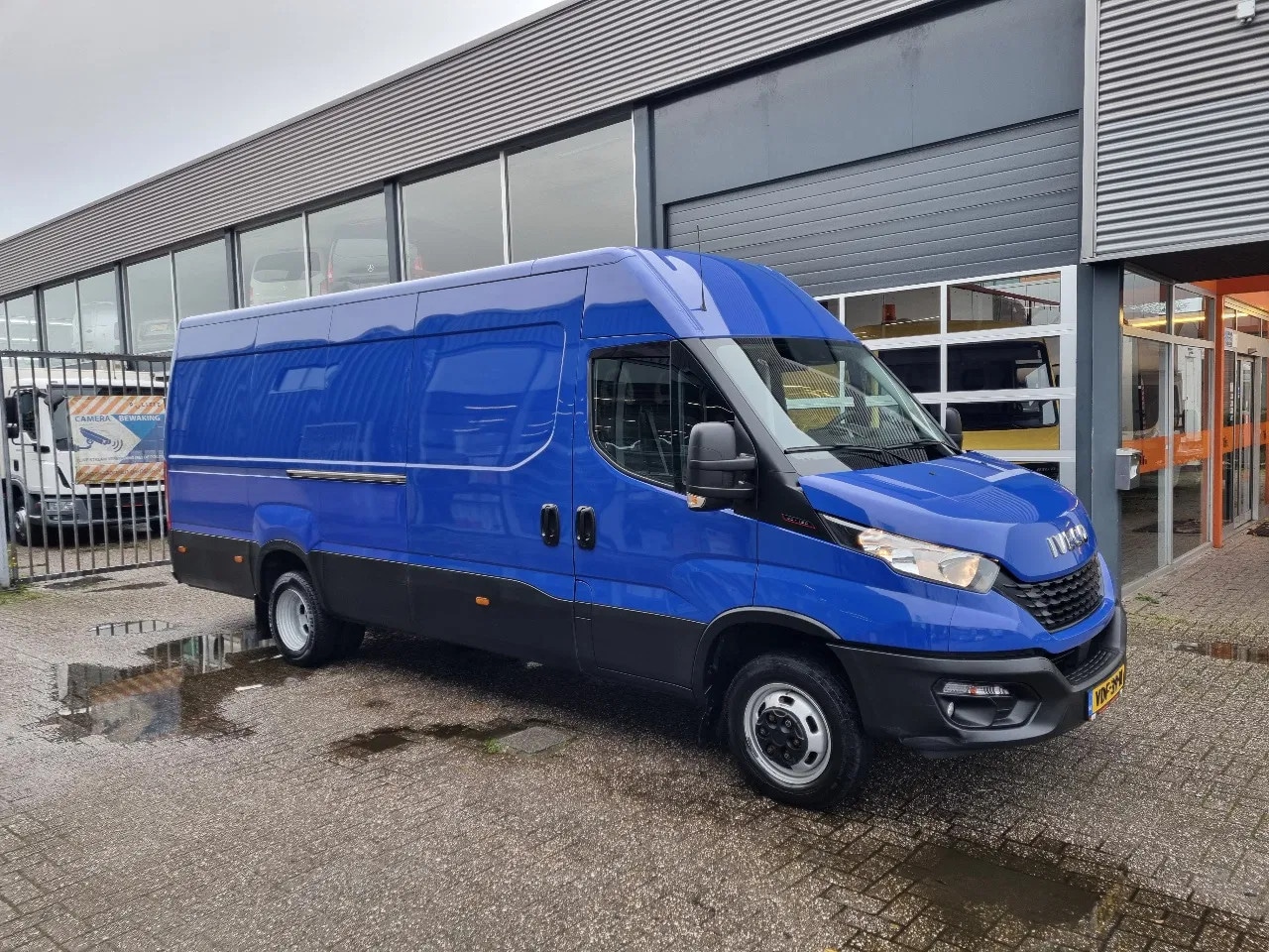 Iveco Daily - 40C18 3.0 D L4H2 Maxi GVW 3500 KG Euro 6D - AutoWereld.nl