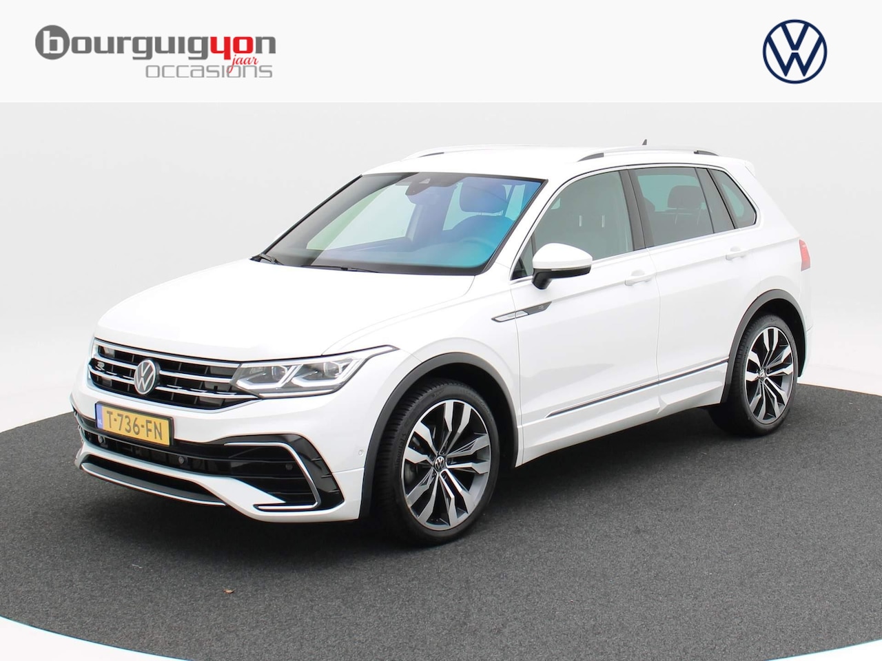 Volkswagen Tiguan - 1.5 TSi 150 Pk Automaat R-Line Business | LED | Elek. Achterklep | Stuur Verw. | Carplay | - AutoWereld.nl