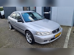 Honda Accord - 2.0i LS