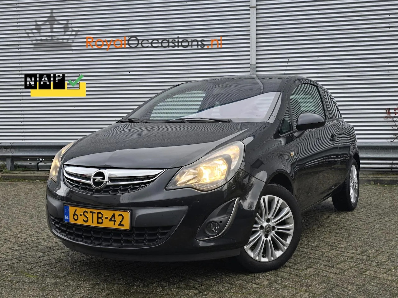 Opel Corsa - 1.4-16V Cosmo 1.4-16V Cosmo - AutoWereld.nl