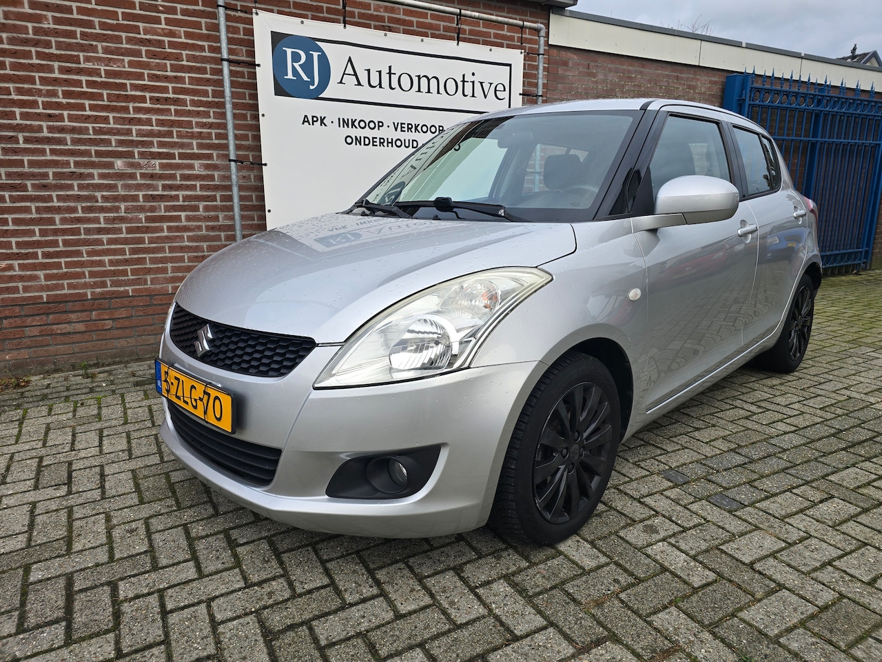 Suzuki Swift - 1.2 Comfort EASSS 5 DEURS/OPEN DAK - AutoWereld.nl