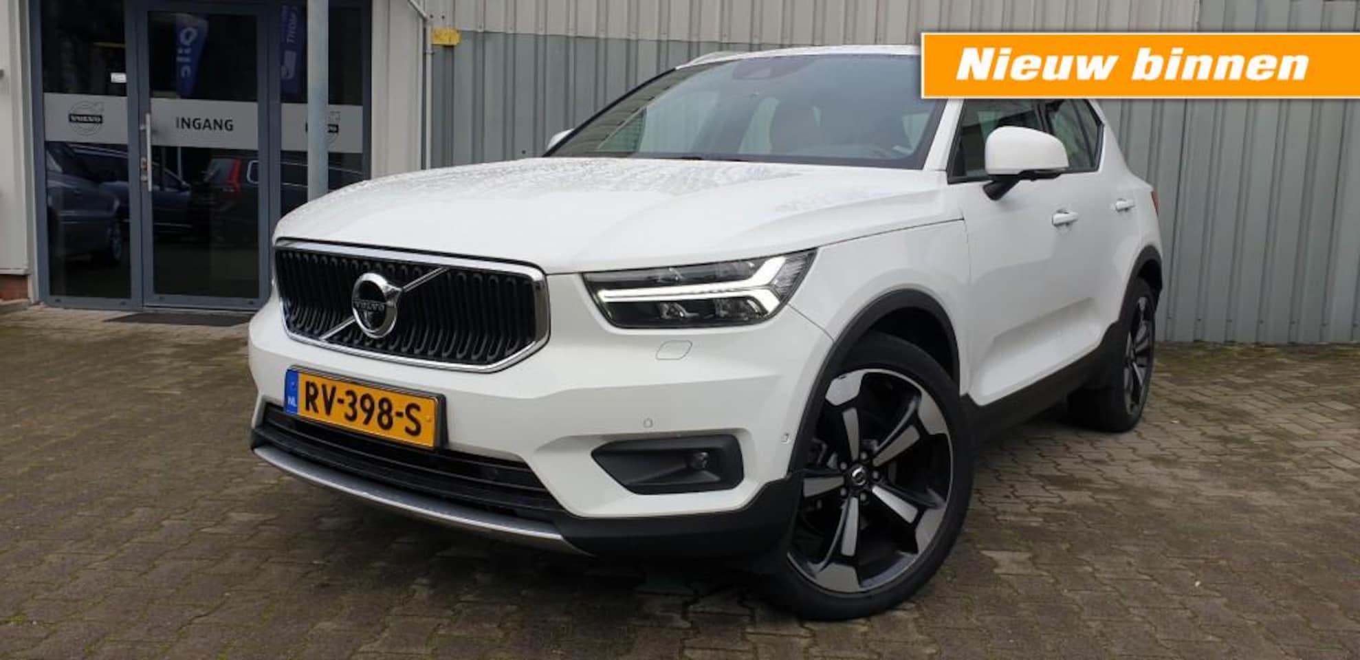 Volvo XC40 - 2.0 T5 AWD INTRO EDITION  248 pk Panorama dak/Camera - AutoWereld.nl