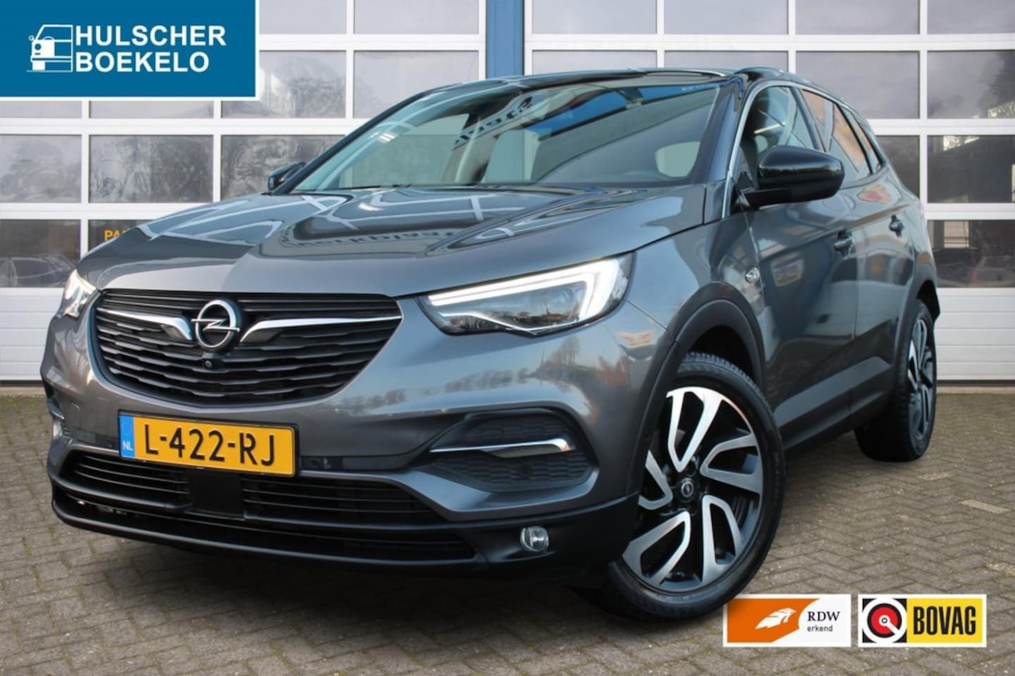 Opel Grandland X - 1.2 TURBO ULTIMATE  Lederen bekleding / v en a stoelverwarming / - AutoWereld.nl