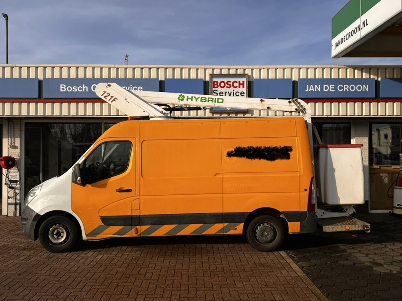 Renault Master - 2.3 DCI 125pk HOOGWERKER Hoog 12m Breed 7m 1e eigenaar #RIJKLAAR - AutoWereld.nl