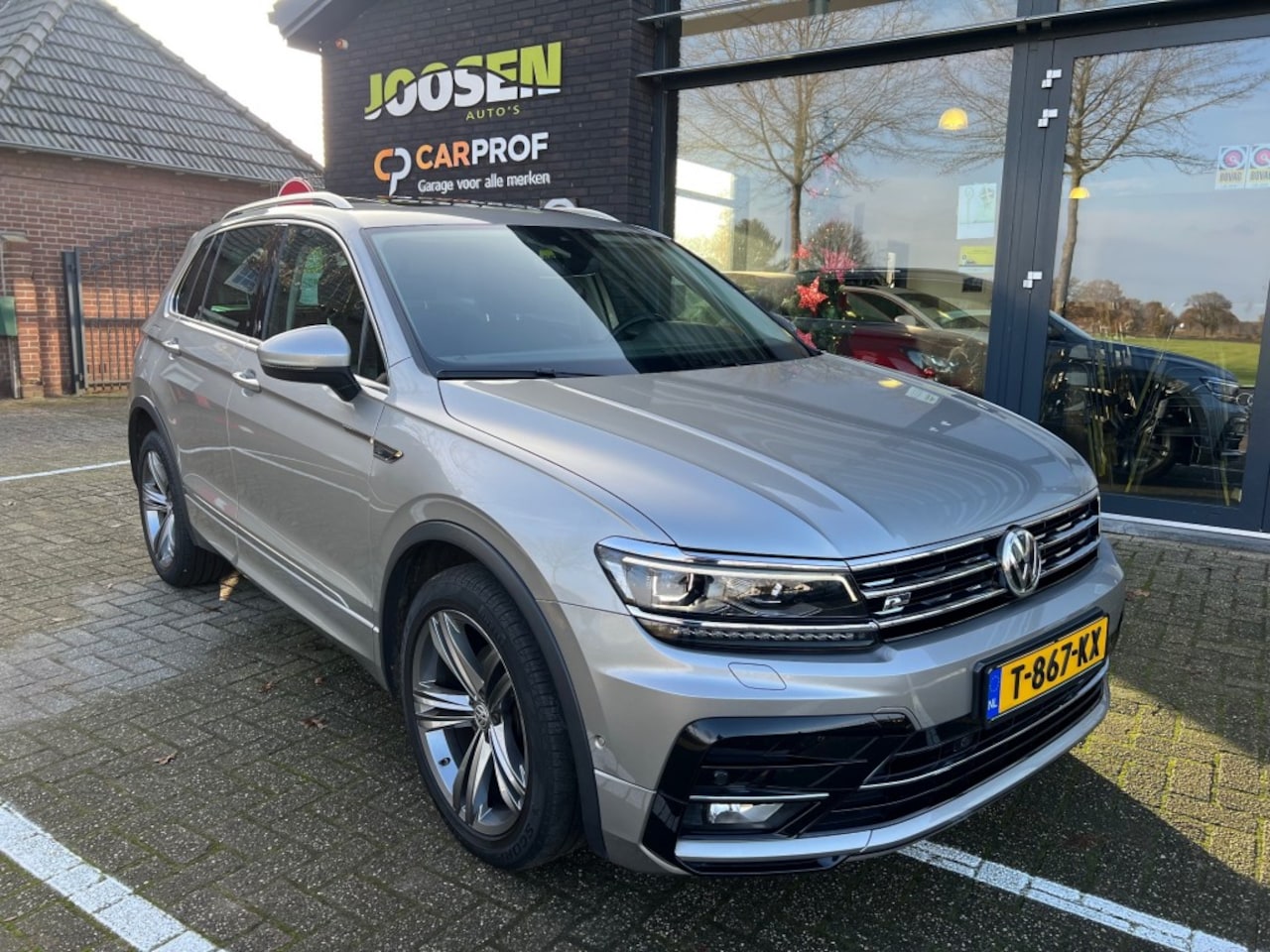 Volkswagen Tiguan - 1.4 TSI 4M. CL BNS R LINE - AutoWereld.nl