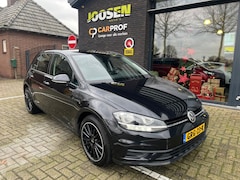 Volkswagen Golf - 1.0 TSI CL BNS