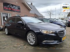 Opel Insignia Sports Tourer - 1.5 Turbo Online Edition 1ste eignr O.a. Carplay, navi, leder, trekhaak, cruise. Prijs inc