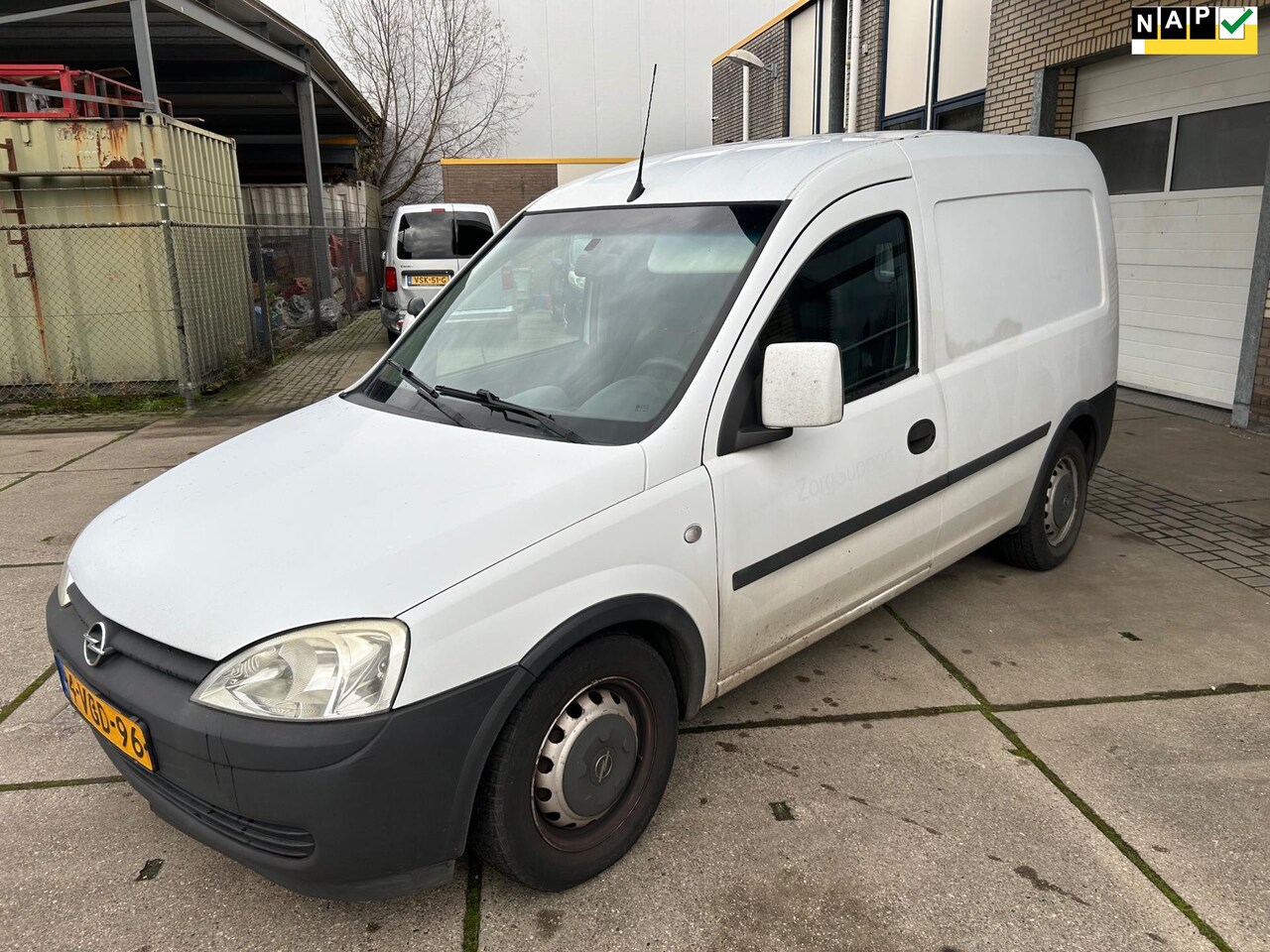 Opel Combo - 1.3 CDTi Base airco - AutoWereld.nl