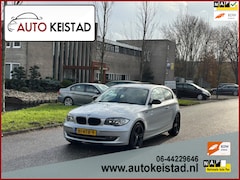 BMW 1-serie - 116i BUSINESS CLIMA/ELEKTR. RAMEN VELE OPTIES