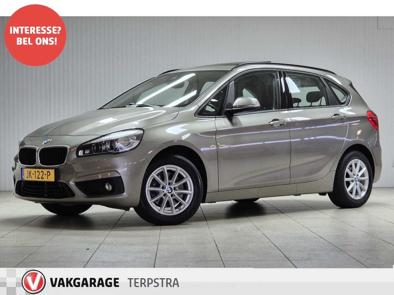 BMW 2-serie Active Tourer - 218i/ Automaat!/ LED Koplampen/ Pano-Dak!/ Trekhaak!/ Stoelverw./ 16''LMV/ Clima/ Navi/ Cr - AutoWereld.nl