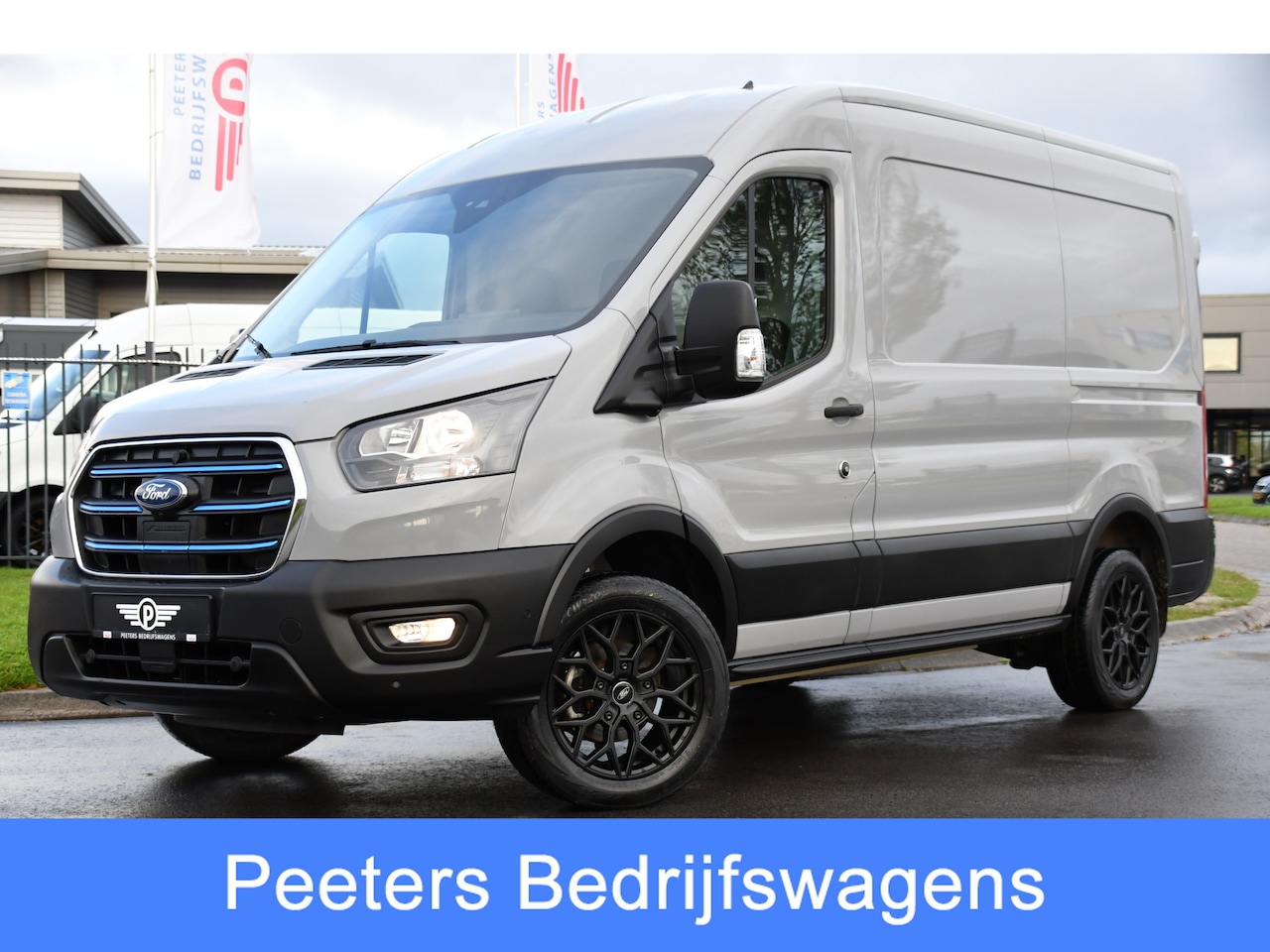 Ford E-Transit - PB Edition 350 L2H2 68 kWh Adaptieve Cruise, 360 Camera, Carplay,  270PK, Multimedia, Sens - AutoWereld.nl