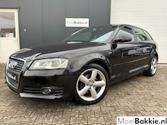 Audi A3 Sportback - 1.4 TFSI S-Line / Xenon / Nw distributie