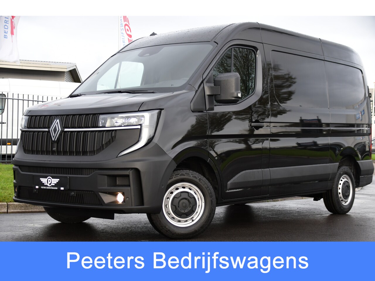 Renault Master - T35 2.0 dCi 170 L2H2 Extra Black Edition Camera, Cruise, Carplay, 170PK, Multimedia, Senso - AutoWereld.nl