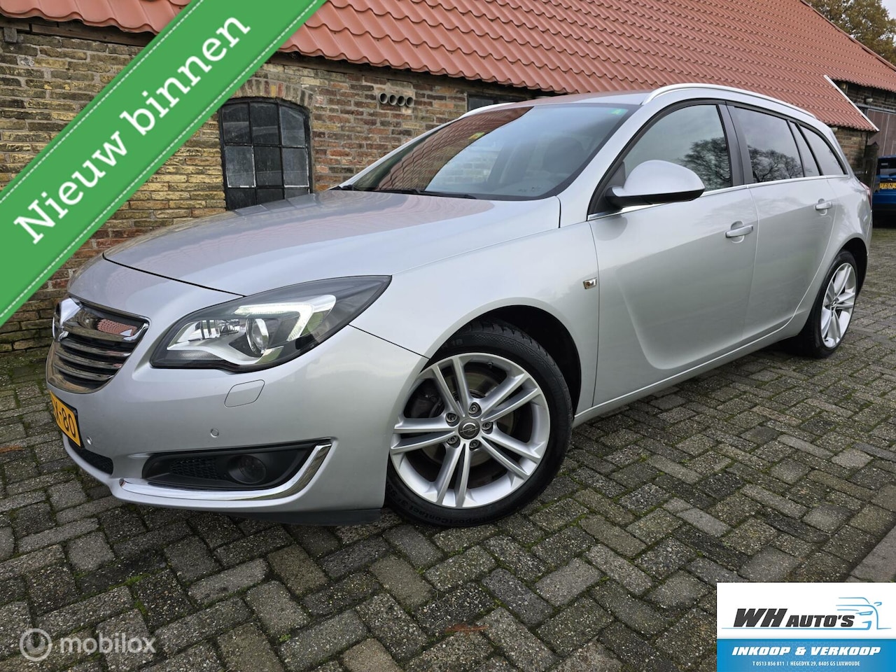 Opel Insignia Sports Tourer - 2.0 CDTI Cosmo Navi 18inch - AutoWereld.nl