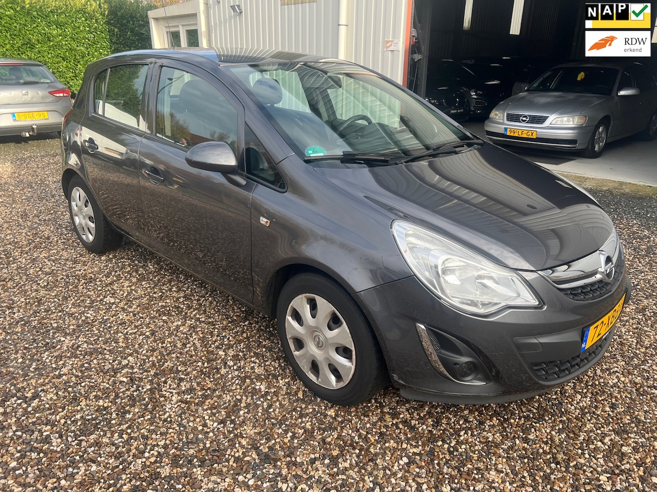 Opel Corsa - 1.4-16V Edition LEER.CRUISE.NAVI.NAP! - AutoWereld.nl