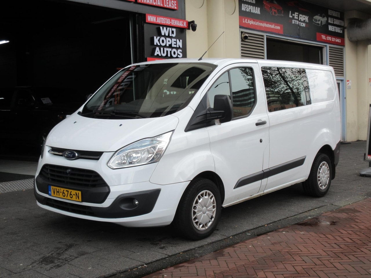 Ford Transit Custom - 270 2.2 TDCI L1H1 Trend DC Airco 6 Persoons - AutoWereld.nl