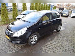 Opel Corsa - 1.2-16V Cosmo