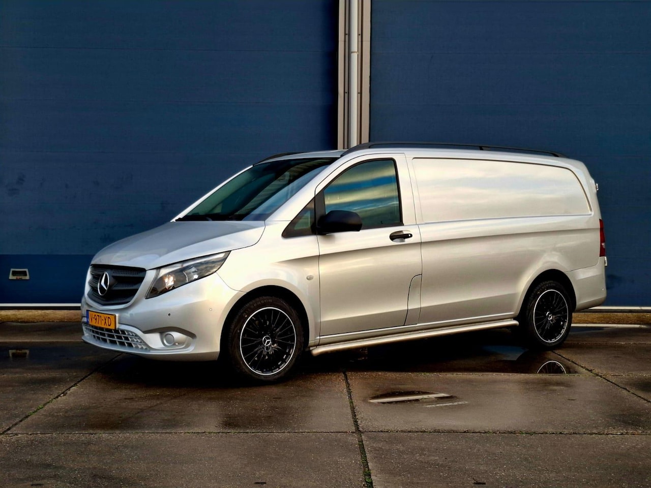 Mercedes-Benz Vito - 111 CDI Functional Lang AIRCO / L2H1 / NAVI / CAMERA / EURO 6 - AutoWereld.nl