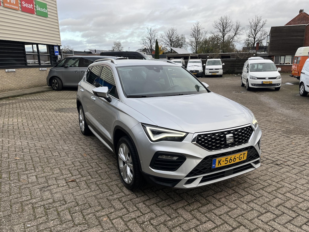 Seat Ateca - 1.5 TSI Xperience Business Intense Trekhaak, Navigatie, BTW verrekenbaar. Zeer mooie en co - AutoWereld.nl