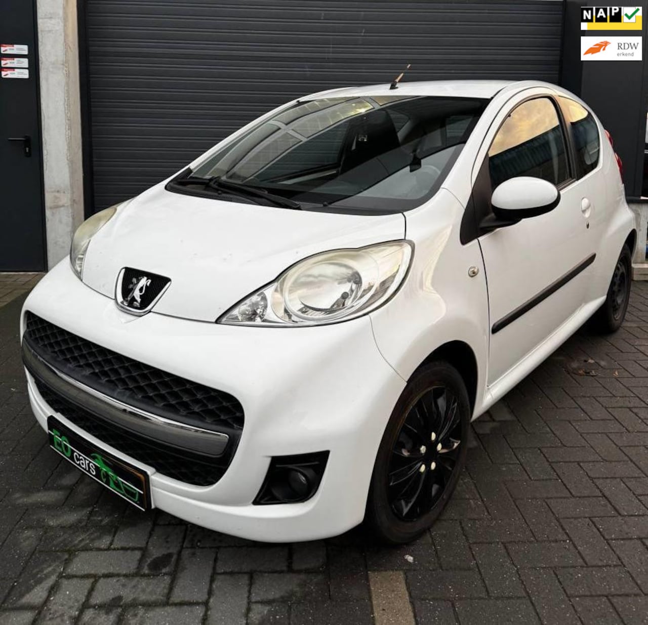 Peugeot 107 - 1.0-12V XS airco new apk wit sensor - AutoWereld.nl