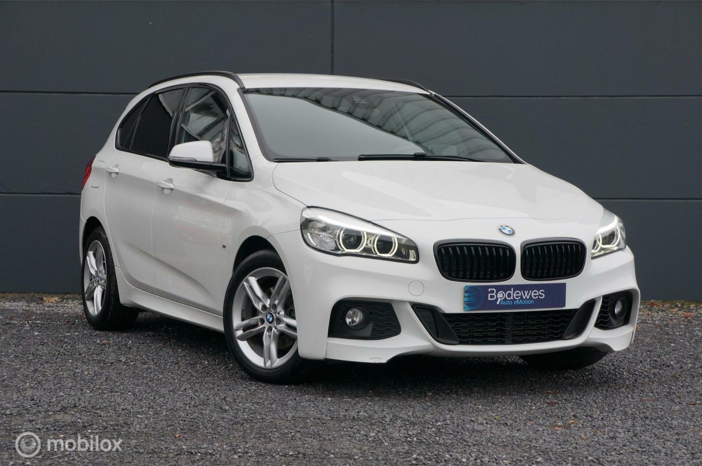 BMW 2-serie Active Tourer - 218i Aut. High Exe M Sport Leder ! - AutoWereld.nl