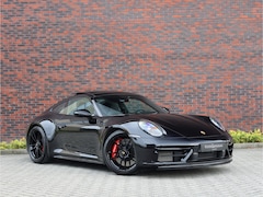 Porsche 911 - Carrera 4 GTS *Pano*Chrono*Centerlock*Rood GTS pakket