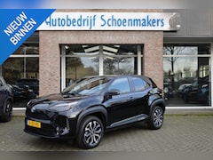 Toyota Yaris Cross - 1.5 Hybrid CAMERA PANO HUD TREKHAAK-AFN STUUR/STOEL/RUITVERWARMING CARPLAY NAVI DAB 17"LMV