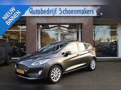 Ford Fiesta - 1.0 EcoBoost Titanium CAMERA DAB TREKHAAK 1e-EIGENAAR CARPLAY RUITVERWARMING 2xPDC NAVI AC