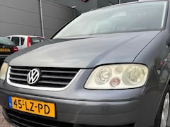 Volkswagen Touran - 1.6-16V FSI Trendline / Airco / Elek ramen