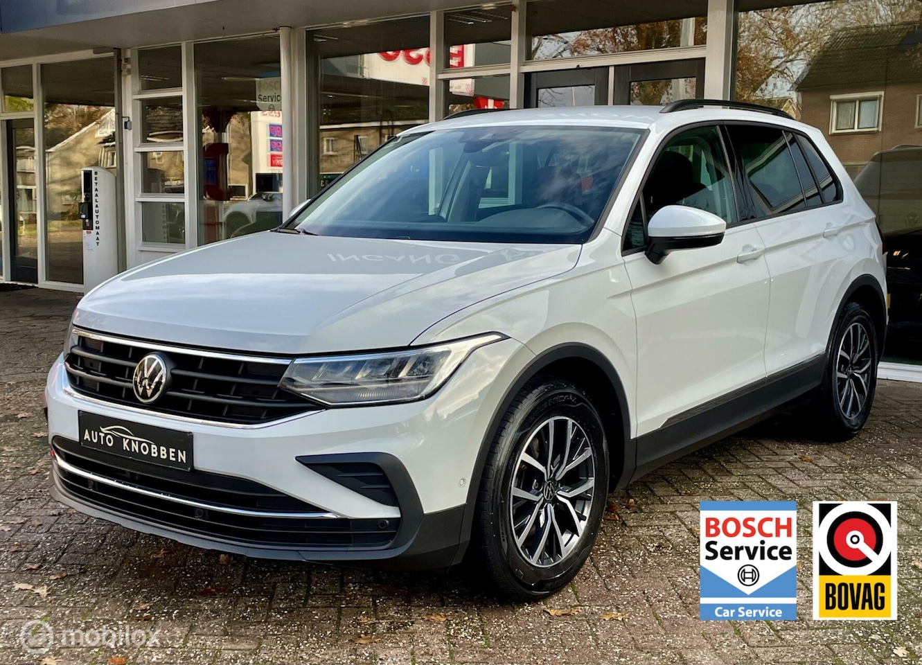 Volkswagen Tiguan - 1.5 TSI Life Led, Climat, Navi, Carplay, Pdc, LM.. - AutoWereld.nl