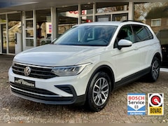 Volkswagen Tiguan - 1.5 TSI Life Led, Climat, Navi, Carplay, Pdc, LM