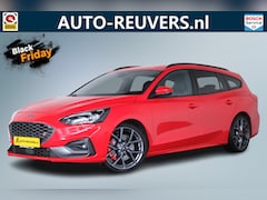 Ford Focus Wagon - 2.3 EcoBoost ST-3 / Navi / LED / Trekhaak / Carplay / Adaptieve cruise