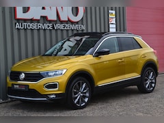 Volkswagen T-Roc - 1.5 TSI Sport Pano/Virtual/LED/Navi/18'' inch