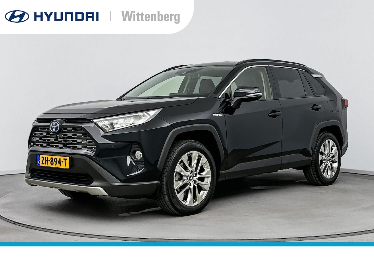 Toyota RAV4 - 2.5 Hybrid First Edition | Nieuw model! | Leer | Navigatie | 360 Camera | Parkeersensoren - AutoWereld.nl