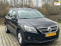 Volkswagen Tiguan - 2.0 TSI Comfort&Design 4Motion 1e eigenaar Automaat airco elektrische ramen cv op afs crui