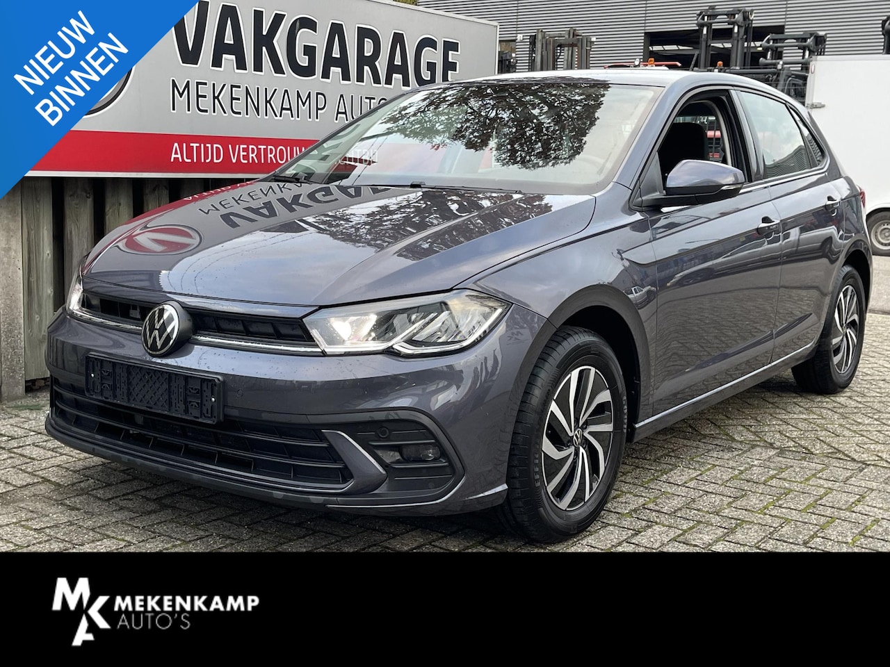 Volkswagen Polo - 1.0 TSI Life 15"/Vitual cockpit/Stoelverwarming/PDC v+a/Apple Carplay & Android Auto/DAB/L - AutoWereld.nl