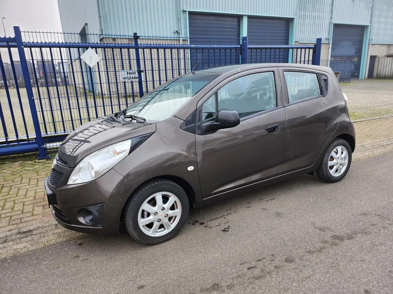 Chevrolet Spark - 1.0 LS BI-FEUL *AIRCO*CV*ELEC.RAMEN*15 INCH - AutoWereld.nl