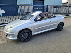 Peugeot 206 CC - 2.0 16V GRIFFE *176.540 KM*CLIMA*LEER*17 INCH