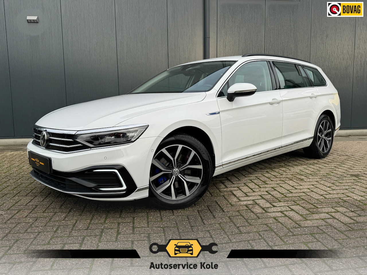 Volkswagen Passat Variant - 1.4 TSI GTE * Trekhaak * Camera * Navi * Cruise * - AutoWereld.nl