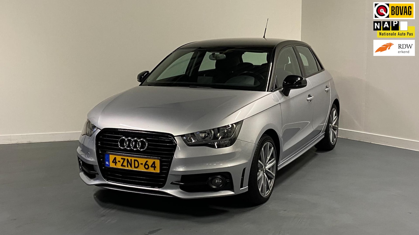 Audi A1 Sportback - 1.2 TFSI Admired S-LINE | NAVI | NL-AUTO | LEDEREN SPORTSTUUR | - AutoWereld.nl