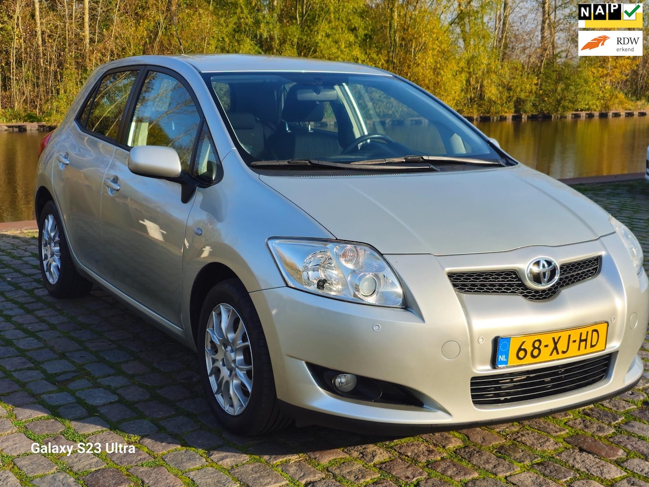 Toyota Auris - 1.4-16V Sol 1e eigenaar dealer onderhouden airco parkeer sensor elektrische ramen cv op af - AutoWereld.nl