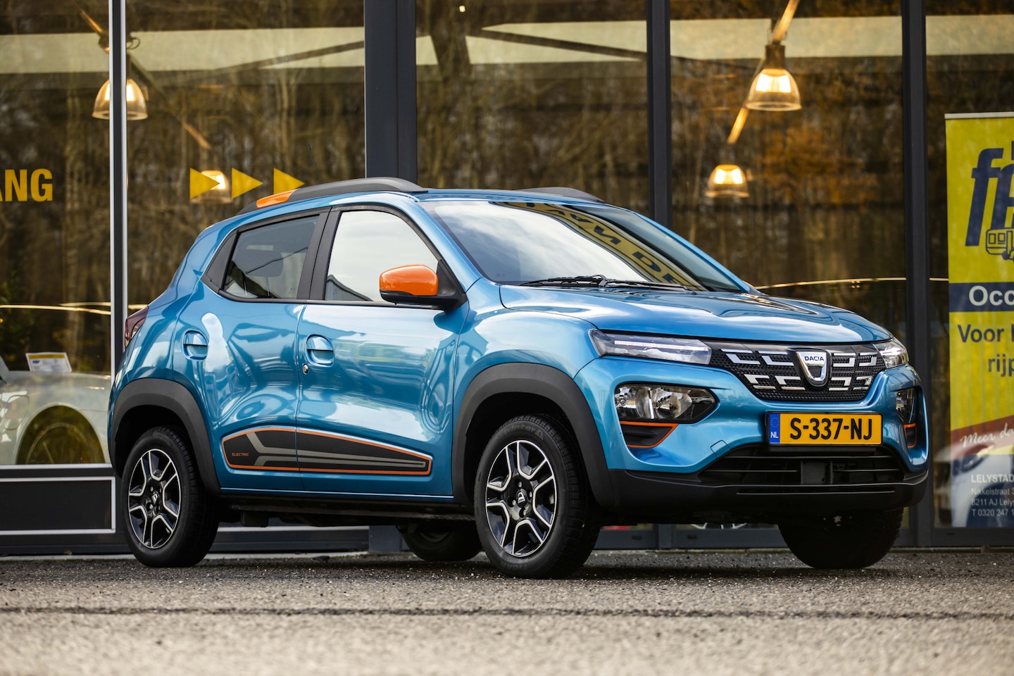 Dacia Spring - Essential 27 kWh - AutoWereld.nl