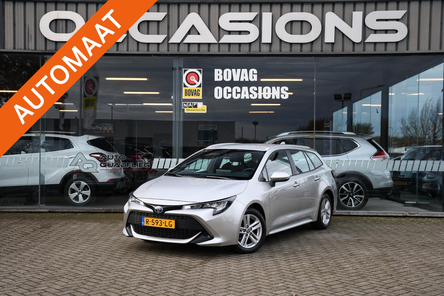 Toyota Corolla Touring Sports - 1.8 Hybrid Active 1 EIGENAAR/ APPLE CARPLAY/ DAB - AutoWereld.nl