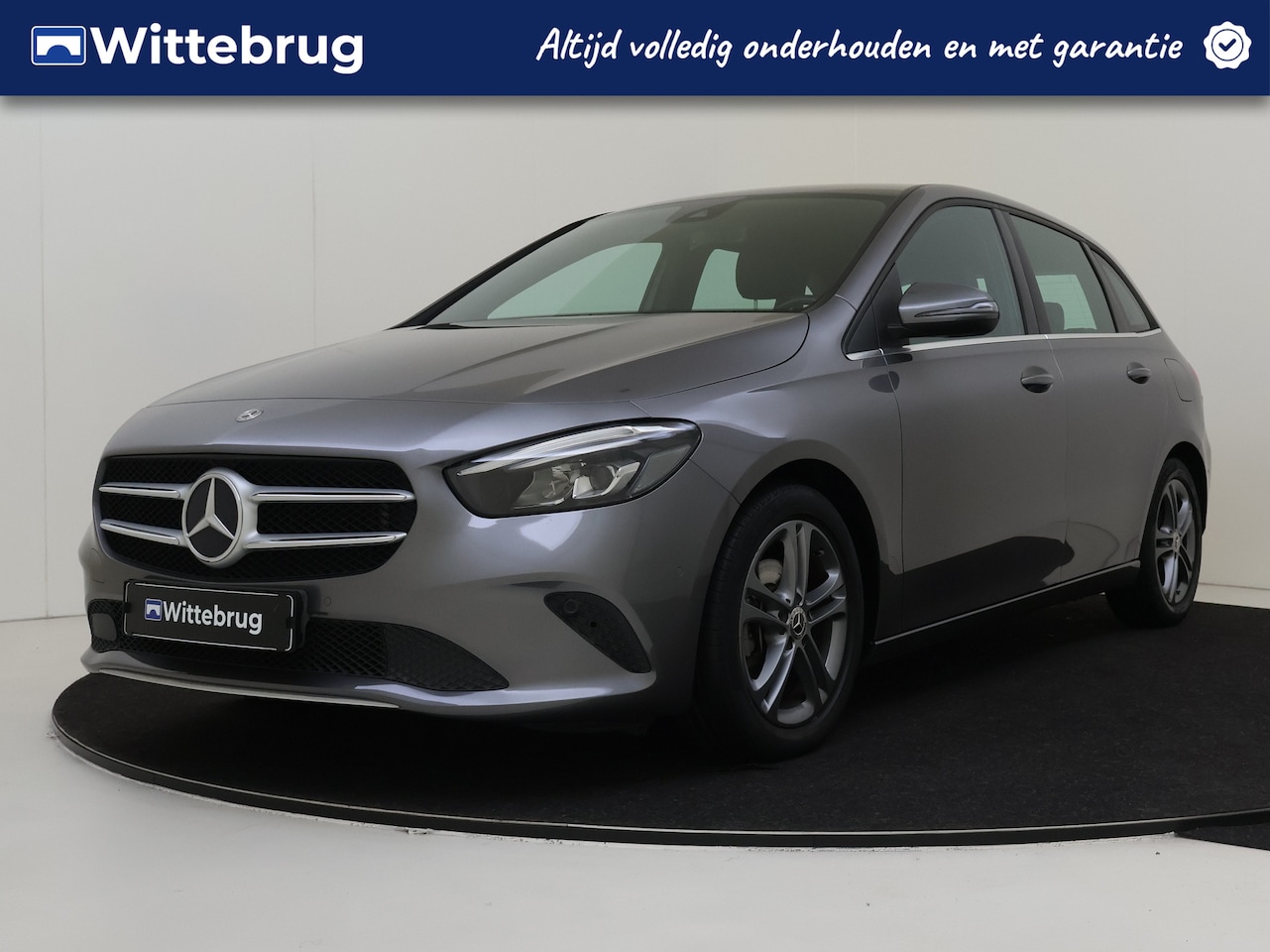 Mercedes-Benz B-klasse - 180 Launch Edition Automaat | Parkeersensoren | Electrische Achterklep - AutoWereld.nl