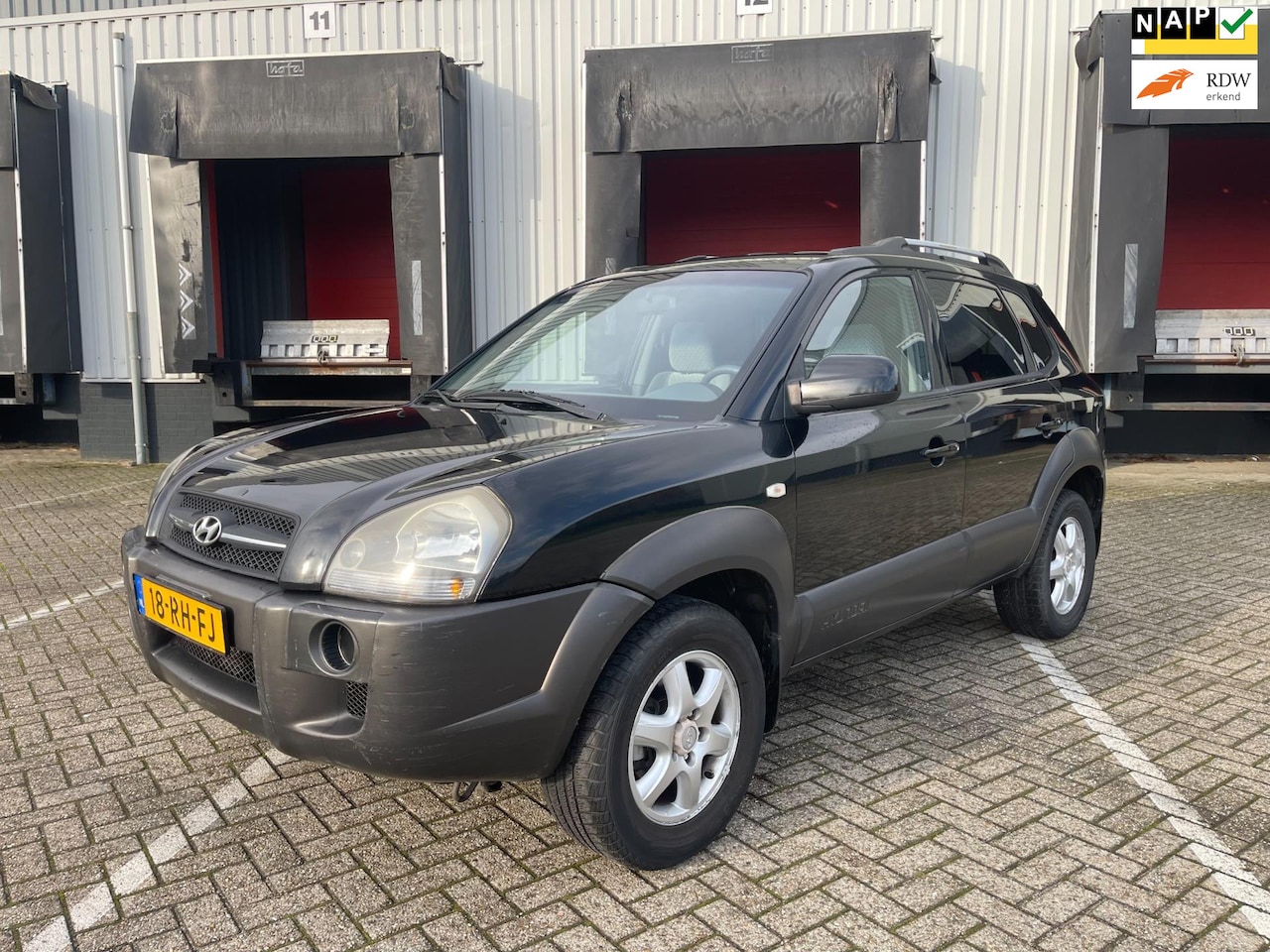 Hyundai Tucson - 2.0i Dynamic 60.000 KM NAP! APK NIEUW - AutoWereld.nl