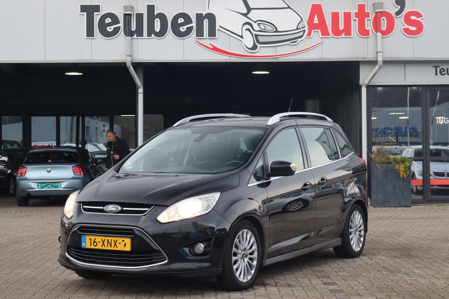 Ford Grand C-Max - 1.6 TDCi Lease Titanium 7p. Camera, 7 Persoons, Climate control, Sony soundsystem, Navigat - AutoWereld.nl